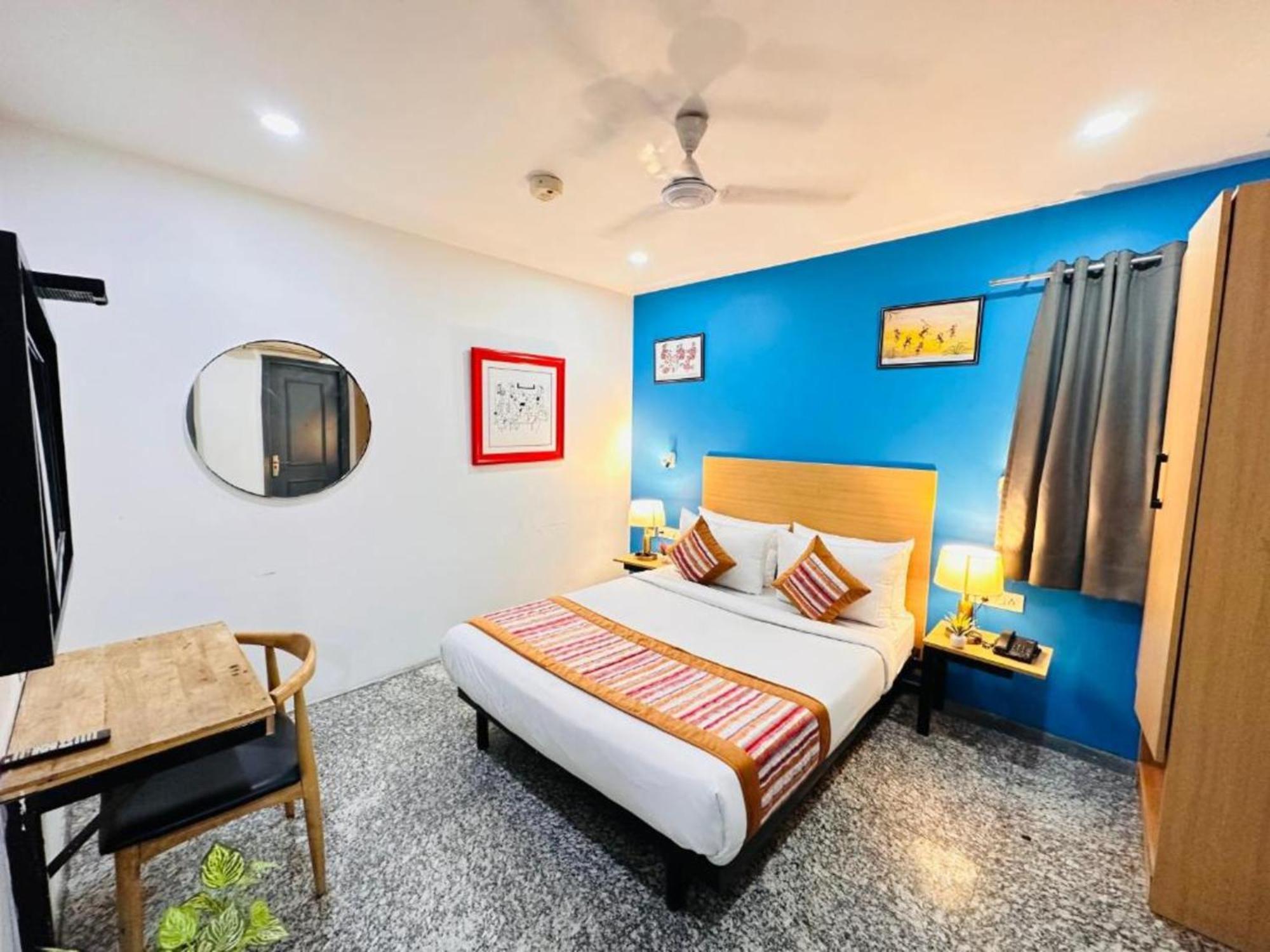 La Serene Punjabi Bagh 3*