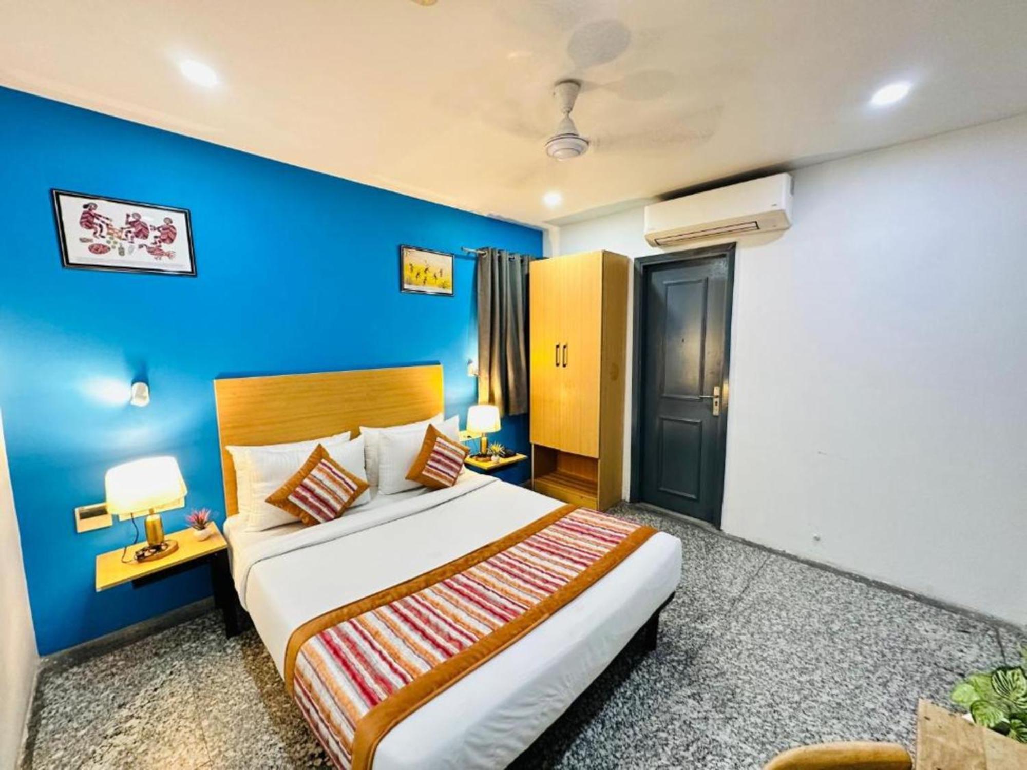 La Serene Punjabi Bagh Hotel 3*